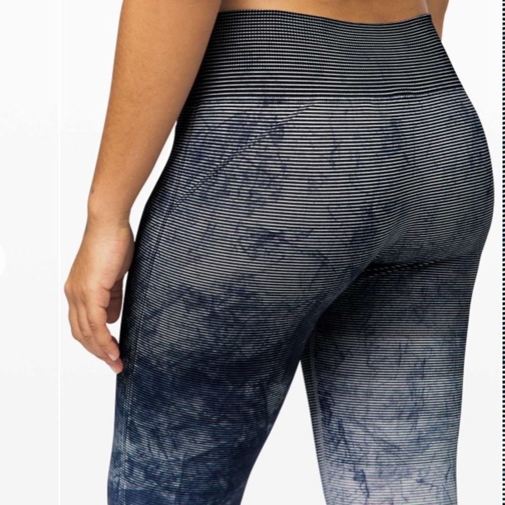 Lululemon Ebb to Train Tight *Wash
